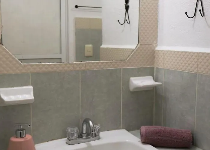 Apartment Comfy Yaxkin On Downtown, 3 Block Away From Sea And Sunsets Cozumel