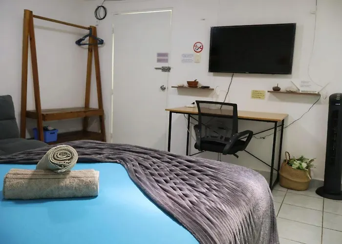 Comfy Yaxkin On Downtown, 3 Block Away From Sea And Sunsets