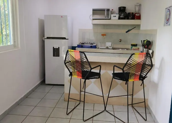 Apartment Comfy Yaxkin On Downtown, 3 Block Away From Sea And Sunsets *